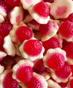 Not Specified Giant Strawberries & Cream 100g