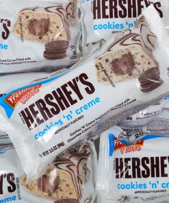 Not Specified Mrs Freshleys Cookies N Creme 99g American Candy